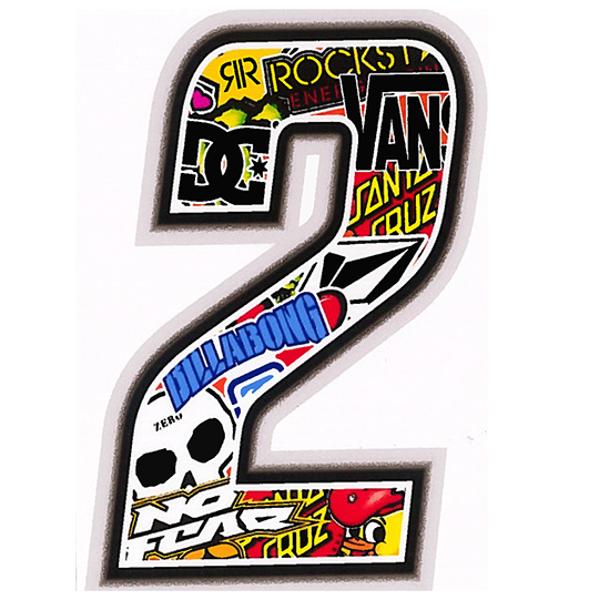 AUTOCOLANTE NÚMERO 2 BOMBING 10X7.5CM