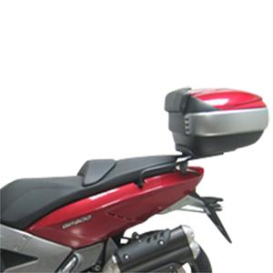 PORTE BAGAGE / SUPPORT TOP CASE MAXI SCOOTER SHAD ADAPT. GILERA GP800 08->20