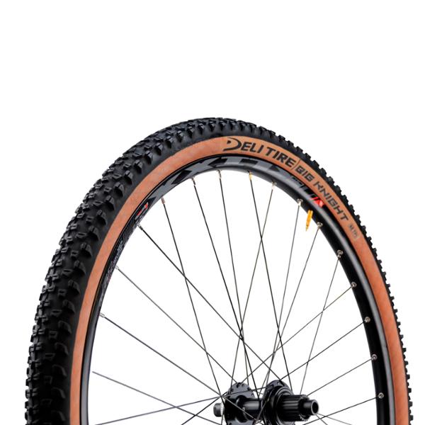 PNEU VTT 29X2.10 TR DELI SA-258 BIG KNIGHT TT NOIR / MARRON (54-622)