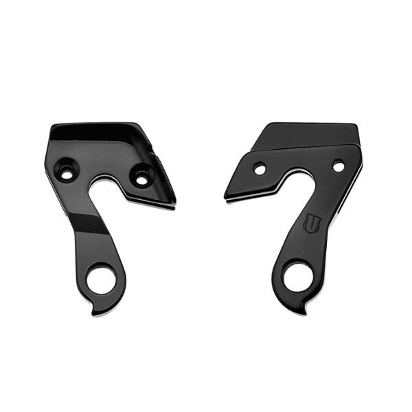 PATTE DERAILLEUR ALU  ADAPTABLE    CADRE BERGAMONT (GH-272)