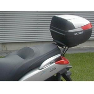 SOPORTE DE EQUIPAJE/SOPORTE TOP CARCASA SHAD ADAPTADOR YAMAHA X-MAX 125-250 2005 -> 2009
