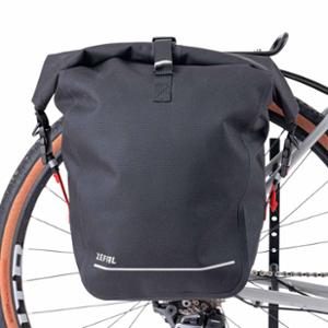 BICYCLE BAGS ON LUGGAGE RACK ZEFAL Z TRAVELER S20 BLACK - 20 LITERS - 330x160x380
