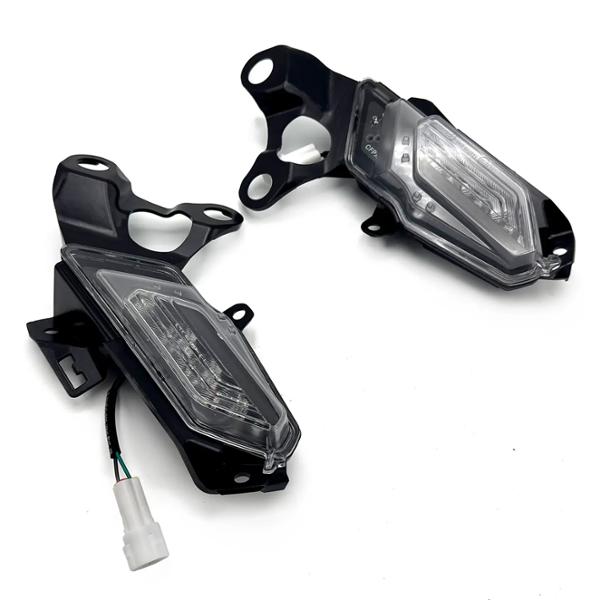 CLIGNOTANT AVANT MAXI SCOOTER TUN'R ADAPT. YAMAHA 125-300 XMAX 23 -> 25 HOMOLOGUE CE (PR)
